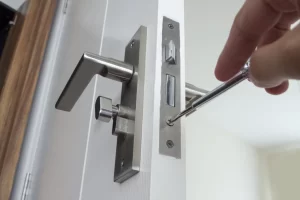 Réparation de gâche défectueuse