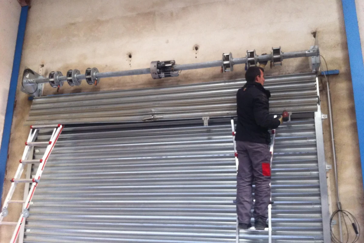 Dépannage rideau métallique urgent